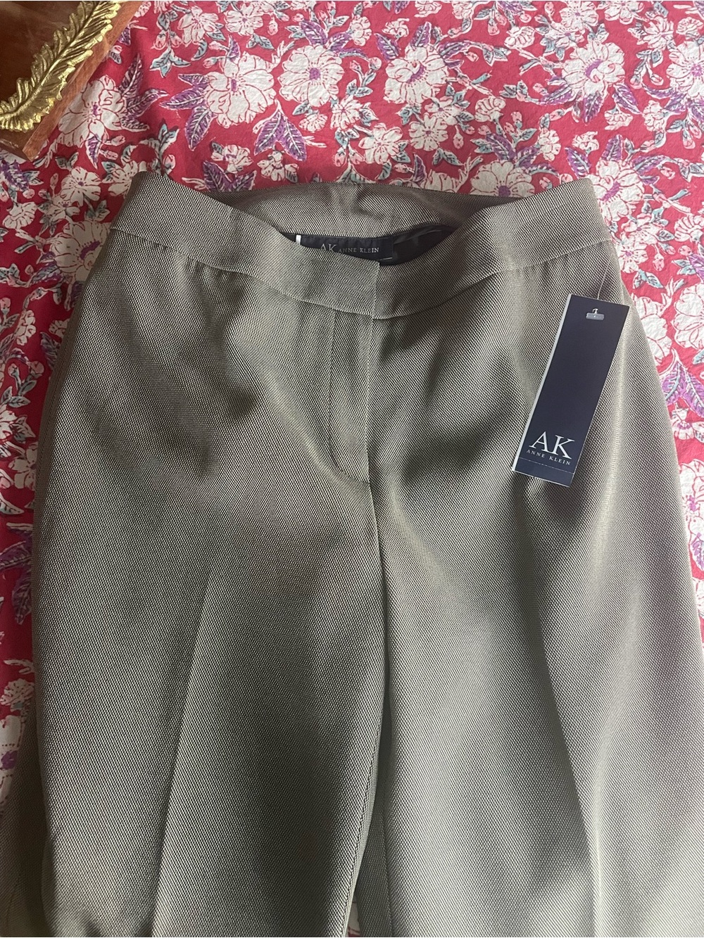 Anne Klein gray Women's work pants trousers nwt! Size 4